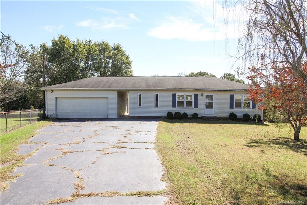 5549 Hillside Circle Hickory NC 28602