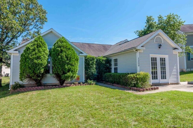 1209 Blue Mist Circle Charlotte NC 28262