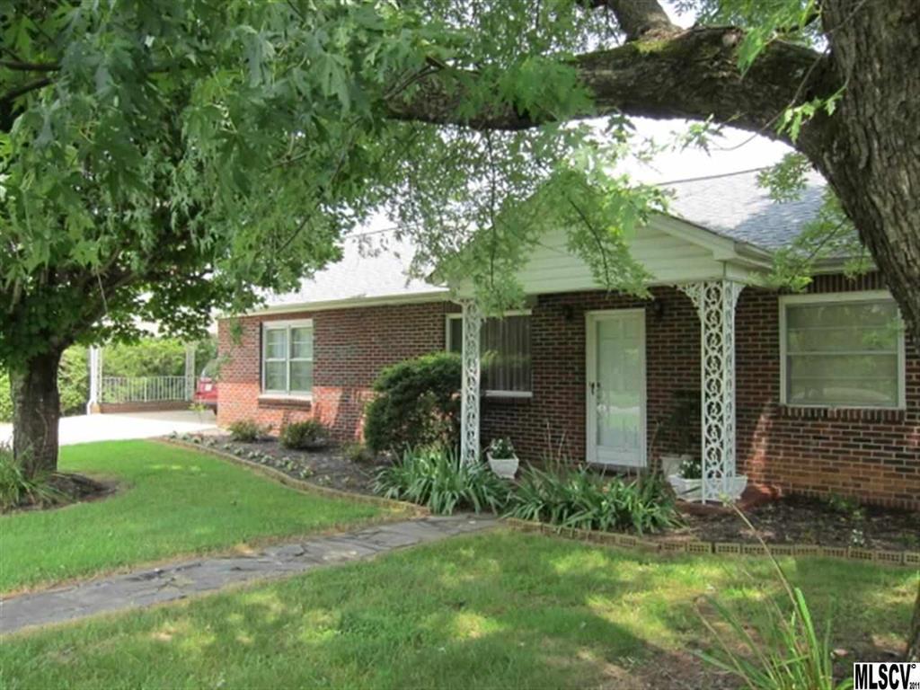 2272 Robinson Road Newton NC 28658