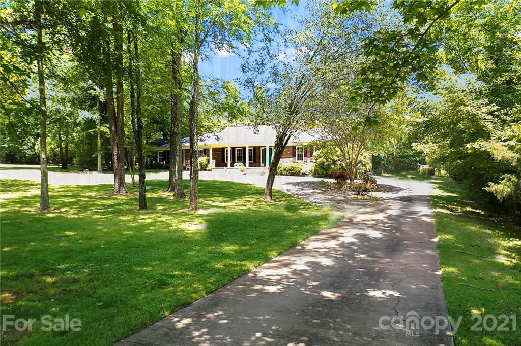 165 Falcon Drive Concord NC 28025