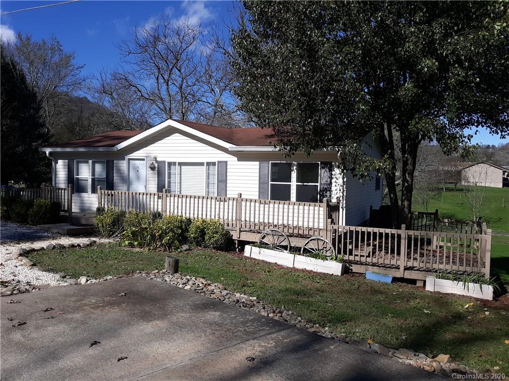 16 Shady Oak Lane Arden NC 28704