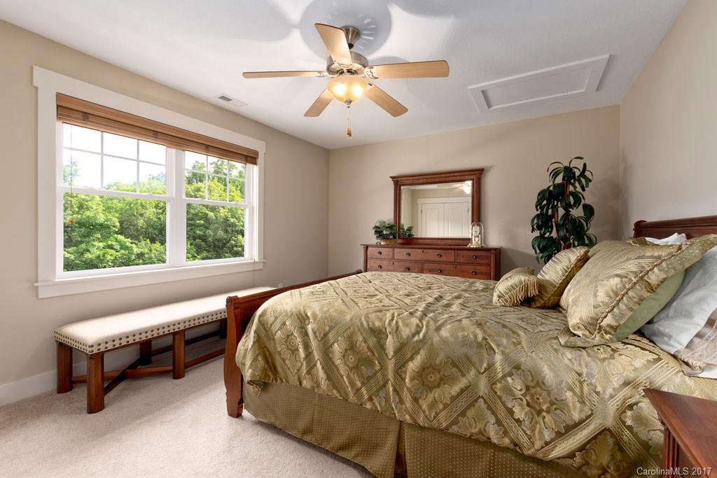 15 Craftsman Circle Asheville NC 28805
