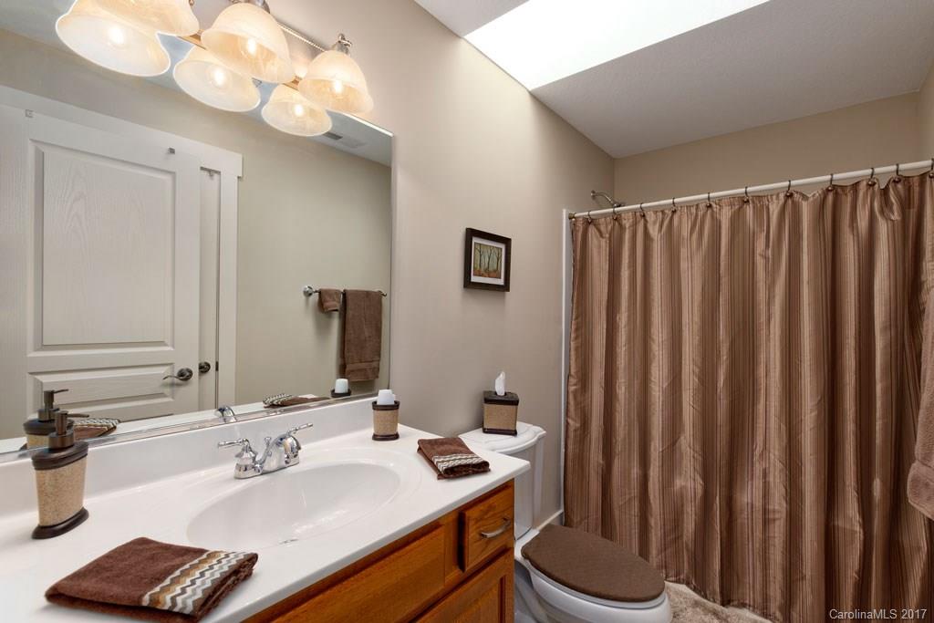 15 Craftsman Circle Asheville NC 28805