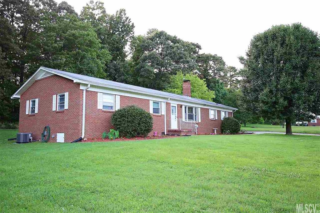 1901 Robinson Road Newton NC 28658