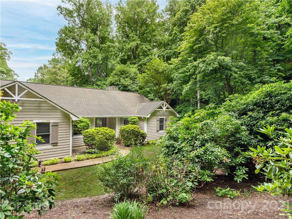 1129 High Vista Drive Mills River NC 28759