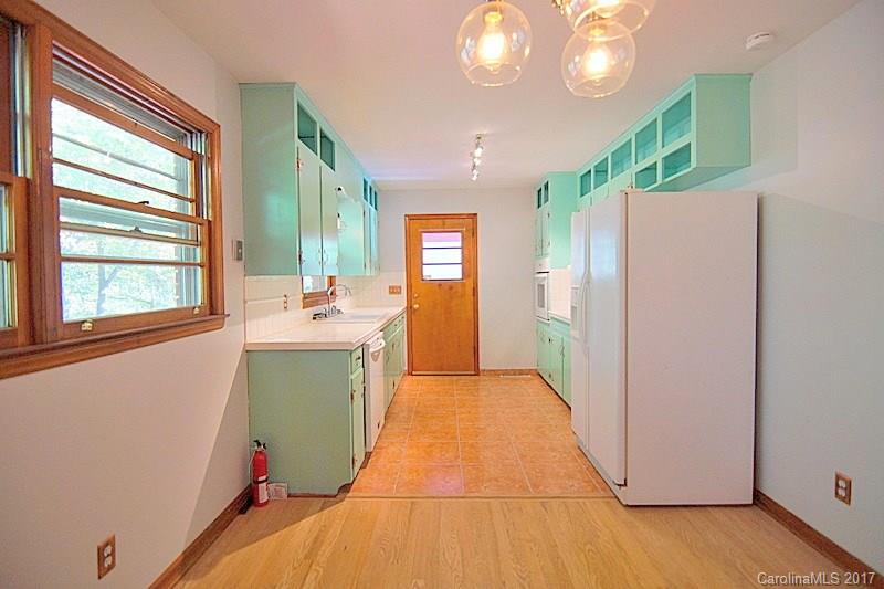 34 Wilshire Drive Asheville NC 28806
