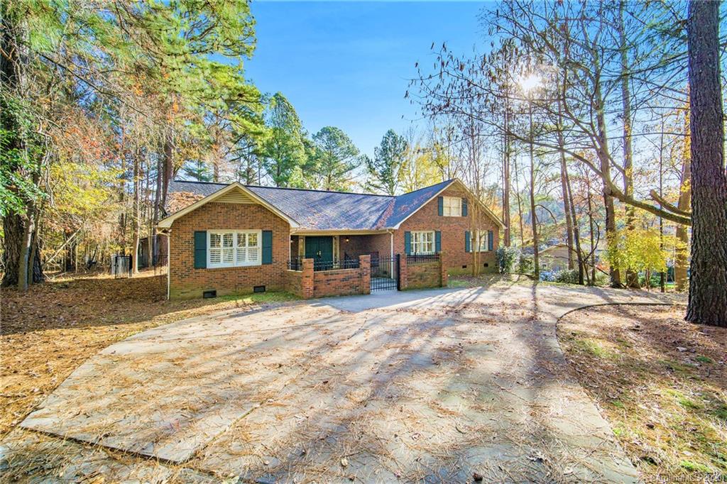10115 Crestwood Drive Charlotte NC 28277