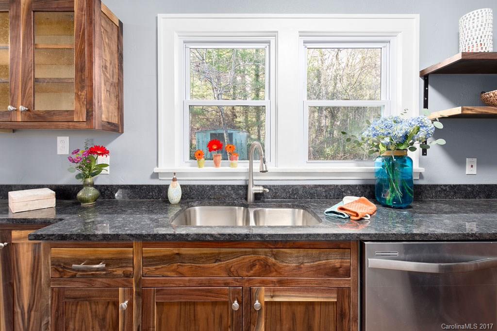 20 Bell Road Asheville NC 28805