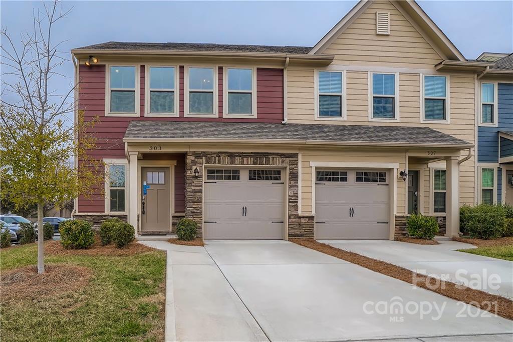 303 Pond Place Lane Matthews NC 28104