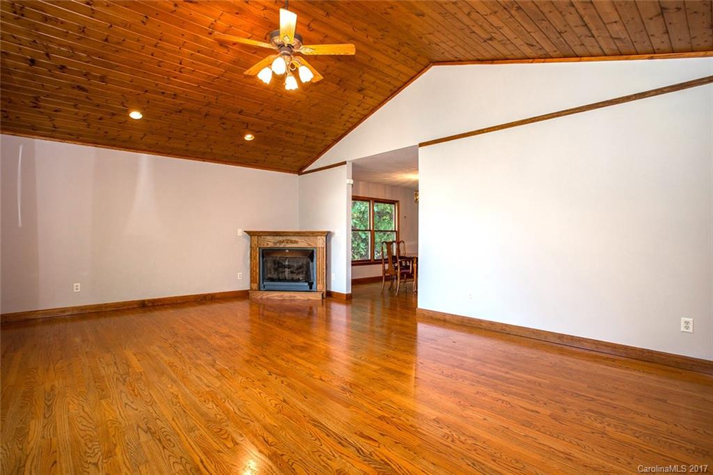 137 Spooks Branch Road Asheville NC 28804