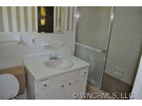 35 Braddock Way Asheville NC 28803