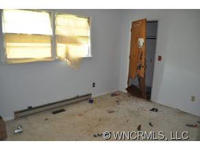 35 Braddock Way Asheville NC 28803