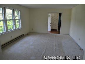 35 Braddock Way Asheville NC 28803