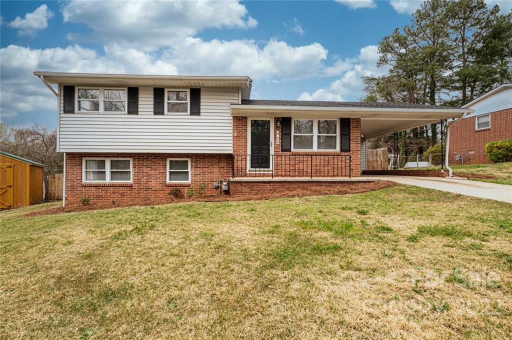 468 8th Street Drive SW Hickory NC 28602