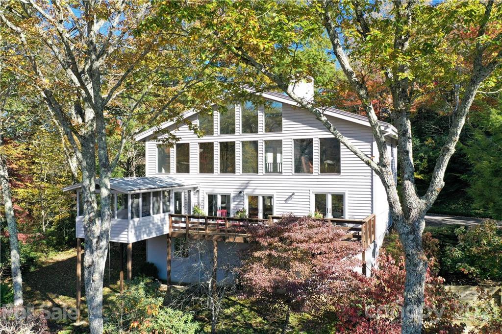 745 Big Ridge Road Burnsville NC 28714