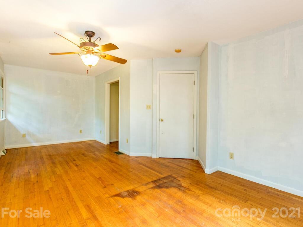 99 Pressley Road Asheville NC 28805