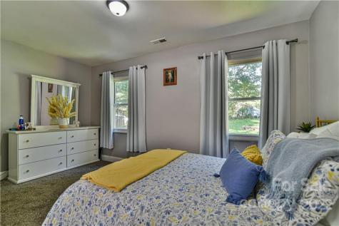 9 Kildare Place Asheville NC 28806