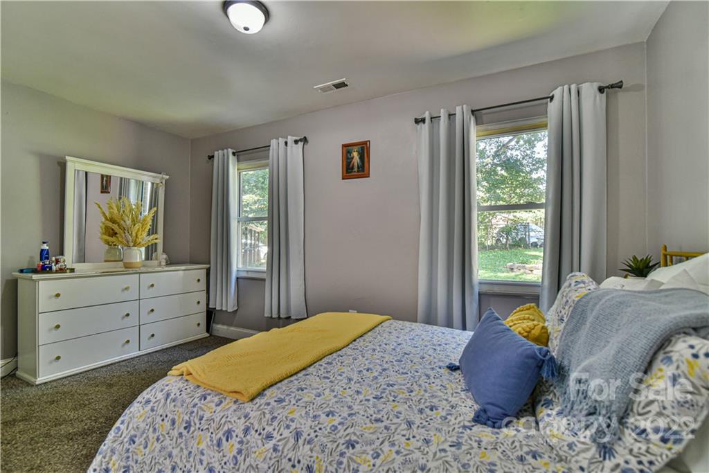9 Kildare Place Asheville NC 28806