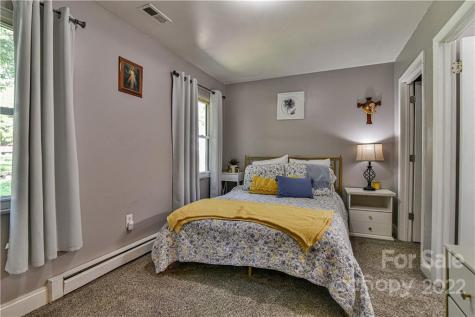 9 Kildare Place Asheville NC 28806