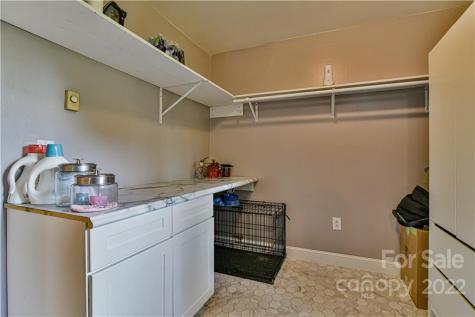 9 Kildare Place Asheville NC 28806