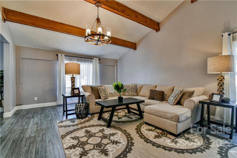 9 Kildare Place Asheville NC 28806