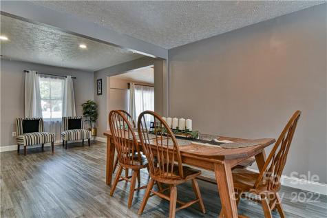 9 Kildare Place Asheville NC 28806