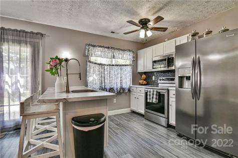 9 Kildare Place Asheville NC 28806