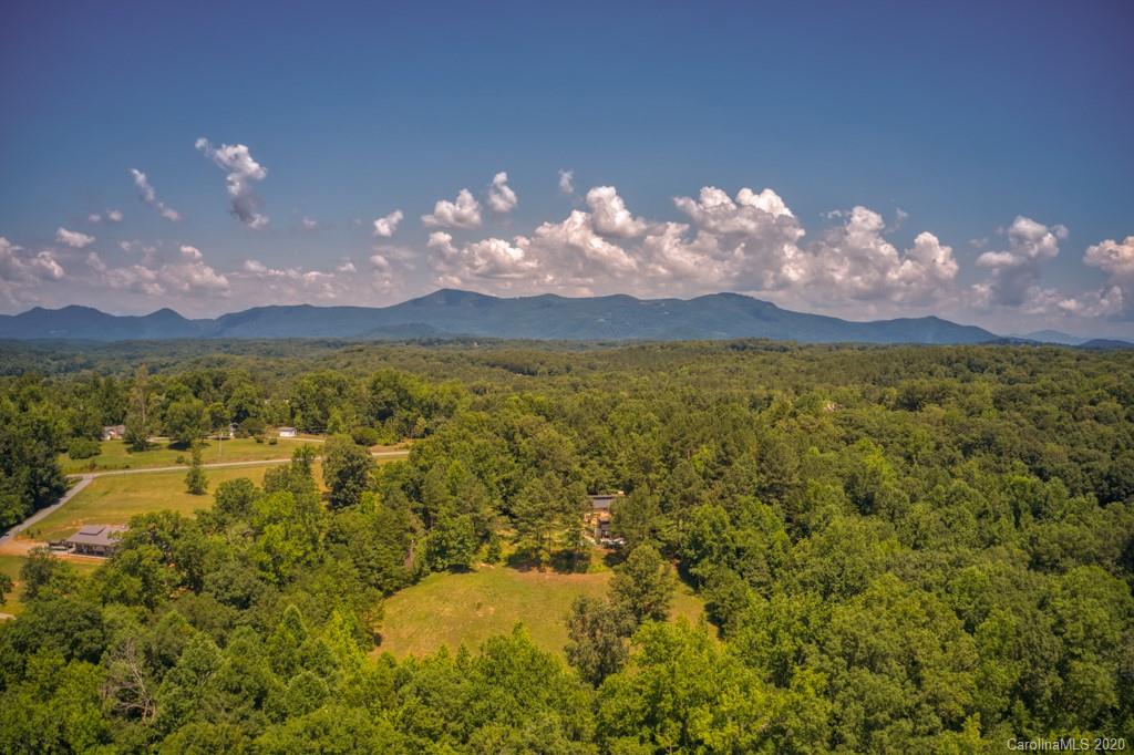 6074 Hunting Country Road Tryon NC 28782