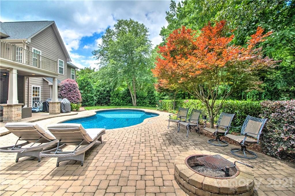 2102 Willowcrest Drive Waxhaw NC 28173