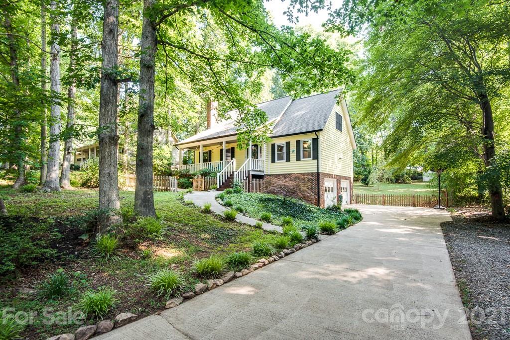 3986 Mattingly Drive Hickory NC 28602