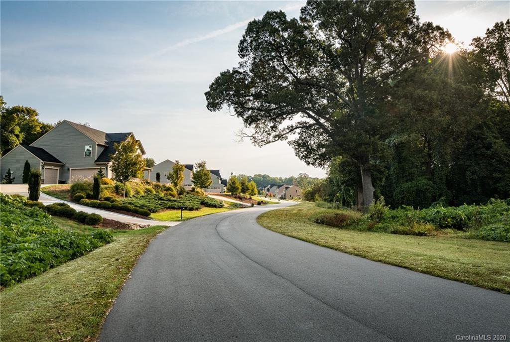 6935 Pin Oaks Drive Denver NC 28037