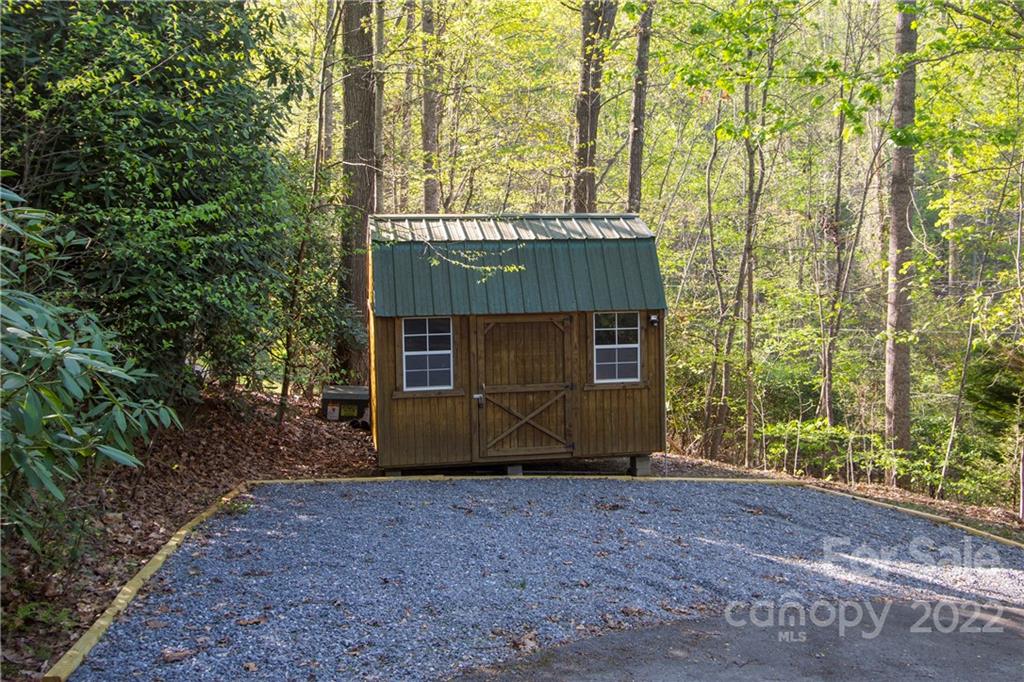 95 Audria Drive Candler NC 28715