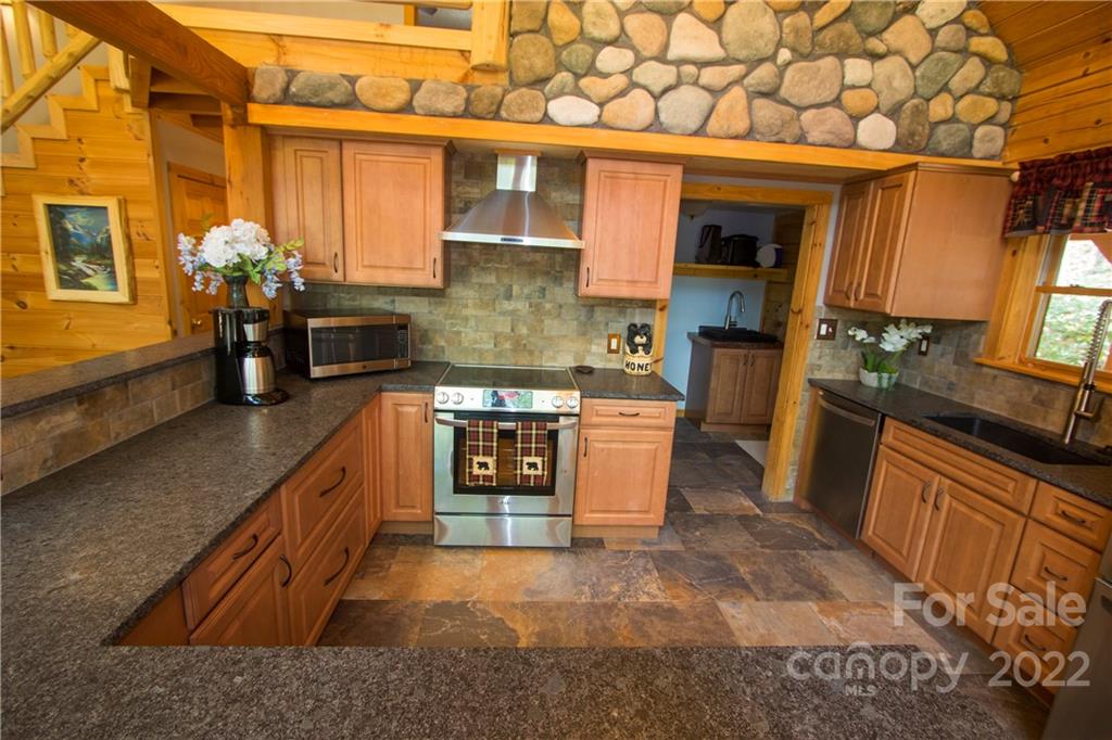 95 Audria Drive Candler NC 28715
