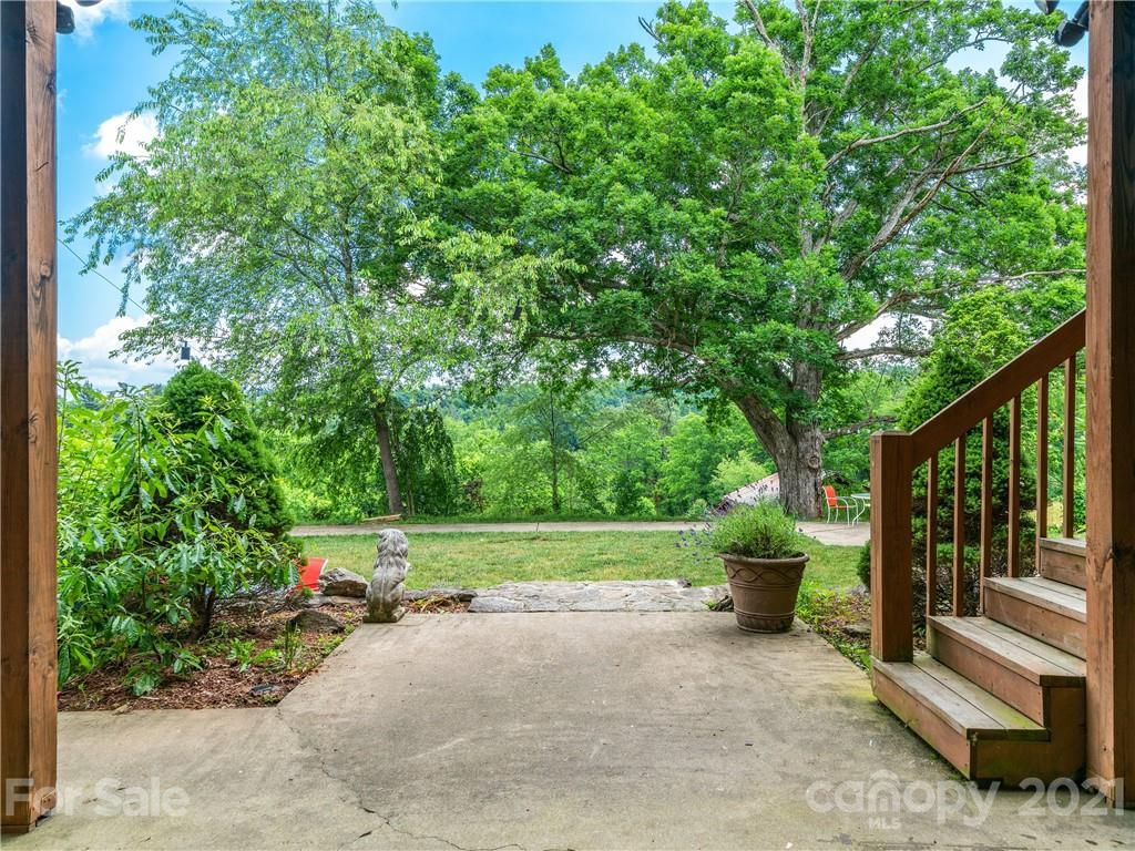 67 Panorama Drive Asheville NC 28806