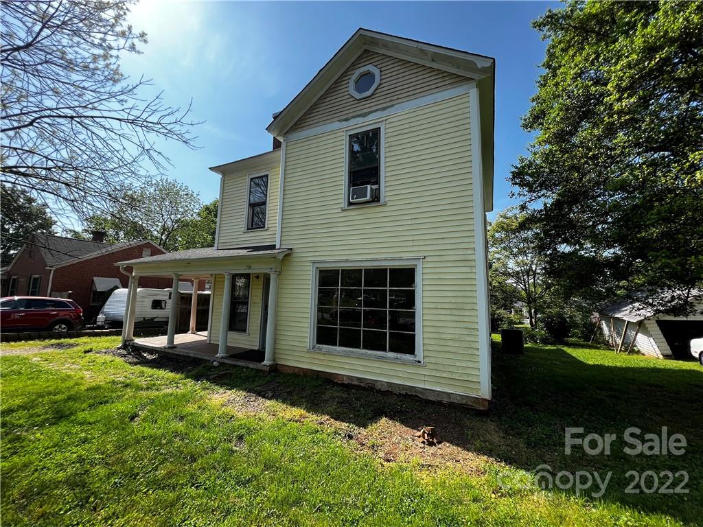 219 W C Street Newton NC 28658