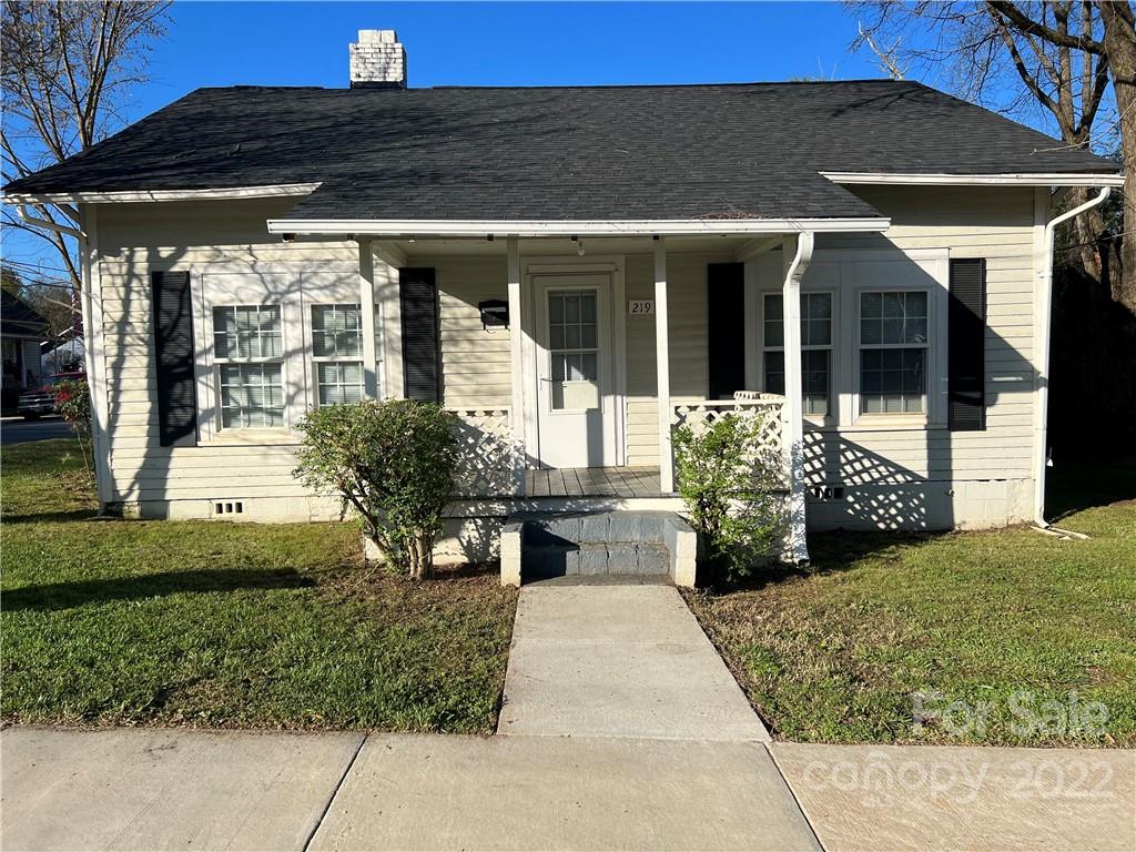 219 E Pressley Avenue Mooresville NC 28115