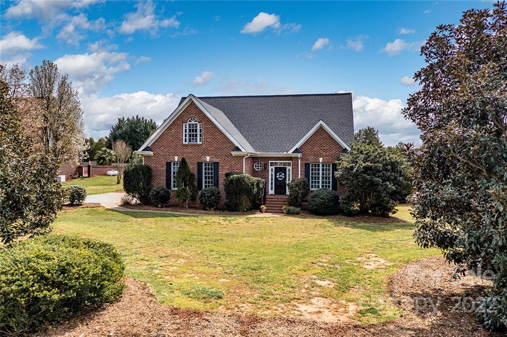 1102 James Farm Road Hickory NC 28602