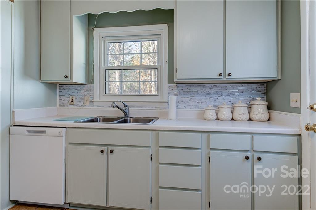 318 Donnybrook Drive Asheville NC 28806