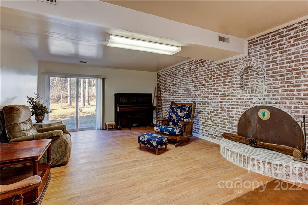 318 Donnybrook Drive Asheville NC 28806