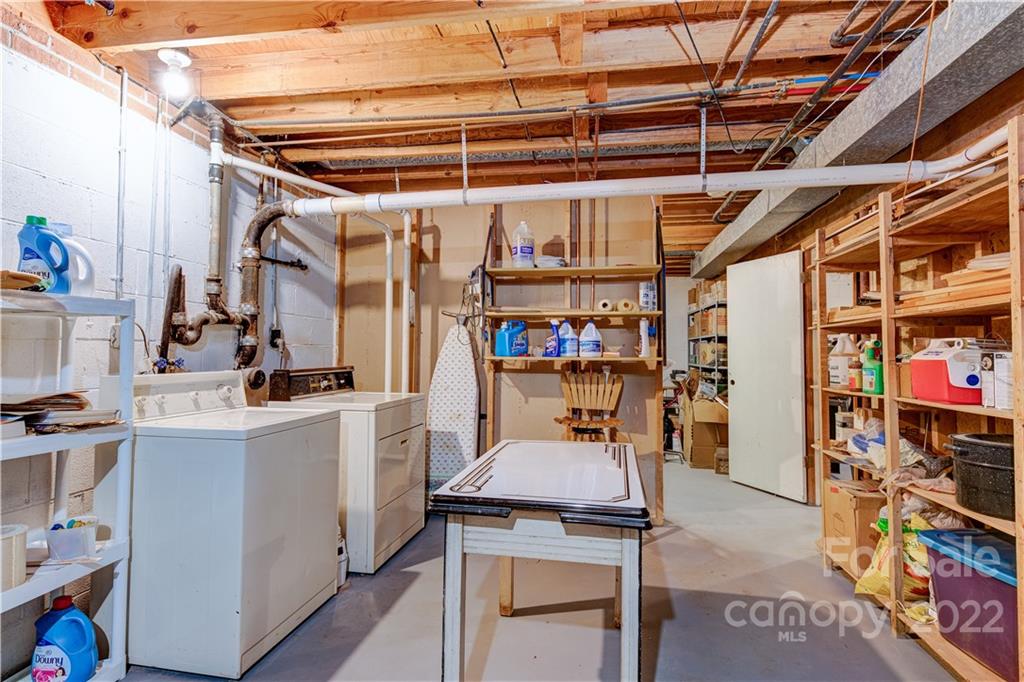 318 Donnybrook Drive Asheville NC 28806