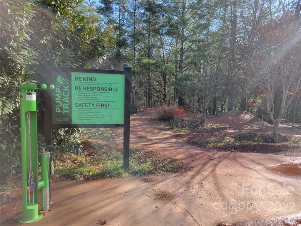 318 Donnybrook Drive Asheville NC 28806
