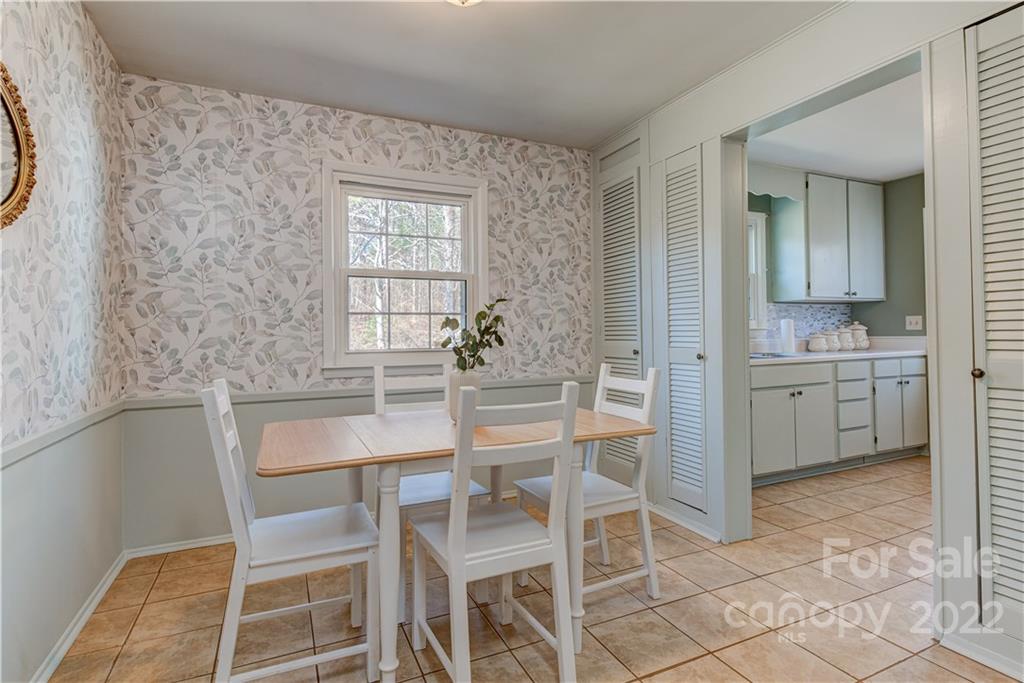 318 Donnybrook Drive Asheville NC 28806