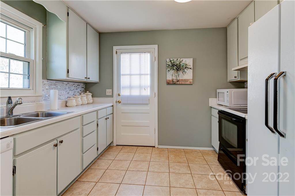 318 Donnybrook Drive Asheville NC 28806
