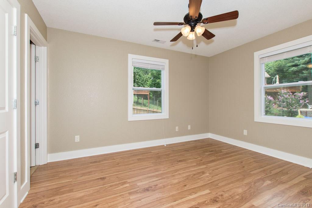 14 Woodland Drive Asheville NC 28806