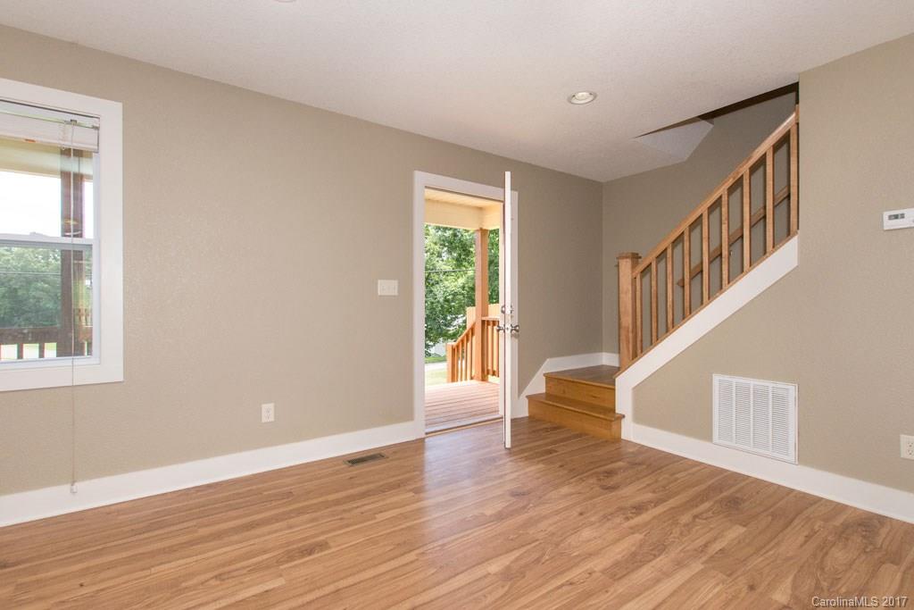 14 Woodland Drive Asheville NC 28806