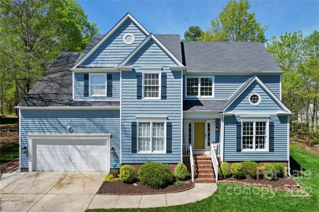 7689 Orchard Park Circle Harrisburg NC 28075