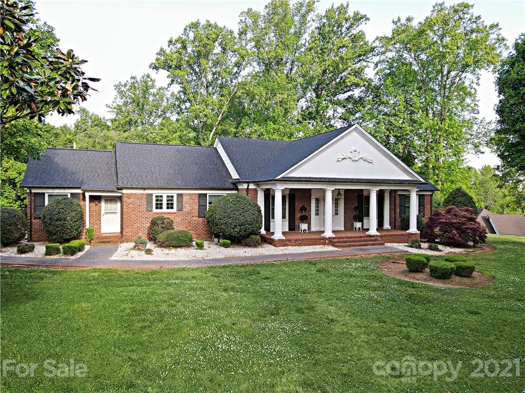 1574 Jarrett Farm Road Newton NC 28658