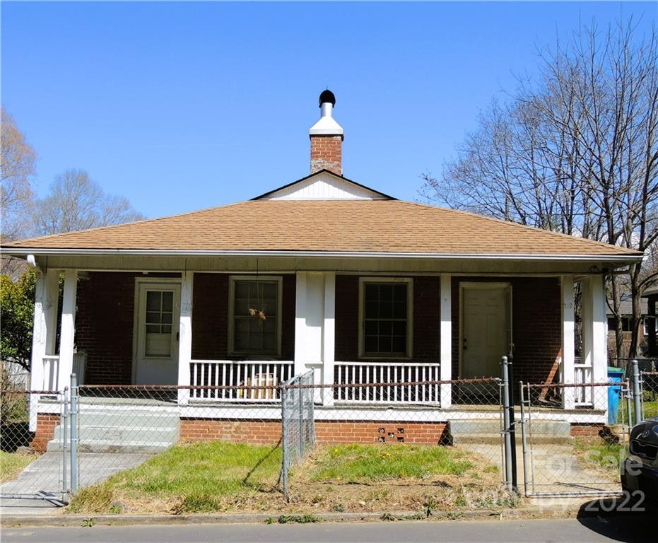 213/215 Dennis Street Swannanoa NC 28778