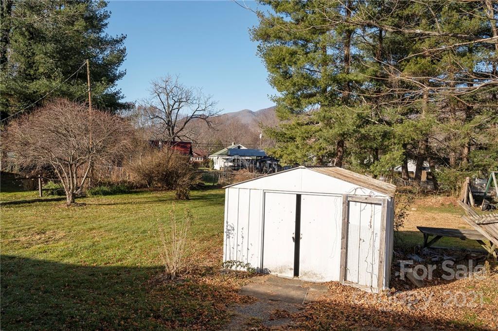 111 Westwood Circle Waynesville NC 28786
