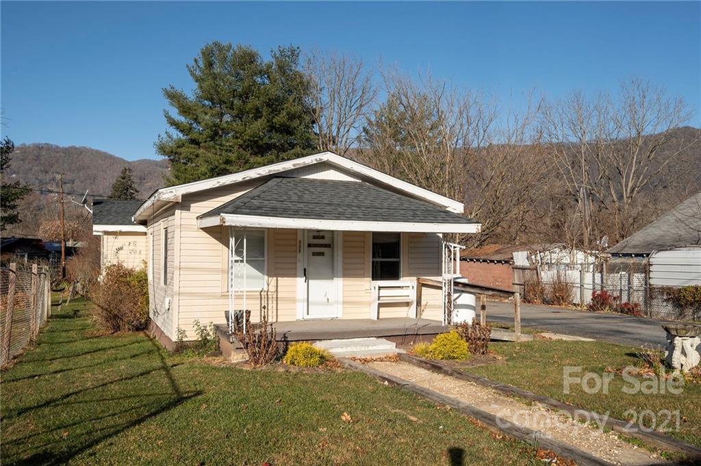 111 Westwood Circle Waynesville NC 28786